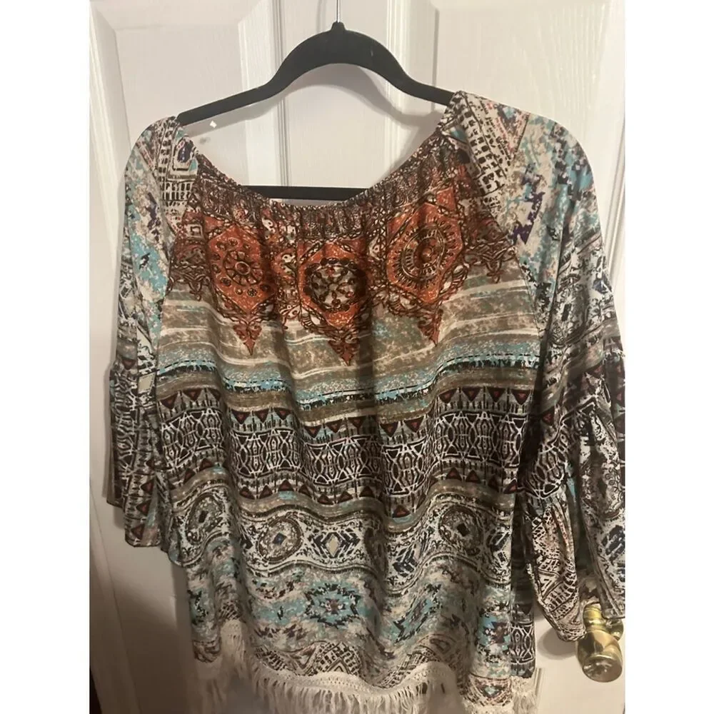 Ali Miles Boho Printed Fringe-Hem Peasant Top in Multicolor 1x - Picture 7 of 9